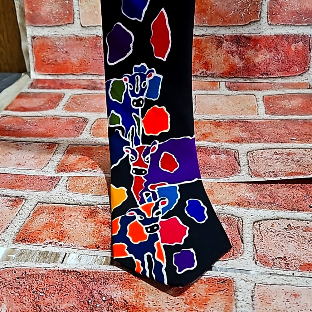 Abstract Ralph Marlin cow tie
